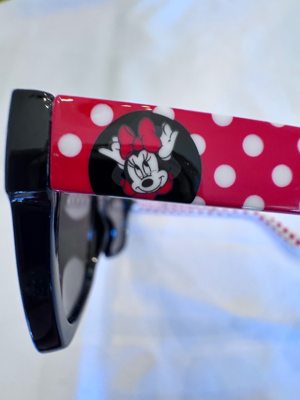Fashionable Minnie Mouse Polka Dot Sunglasses - adult